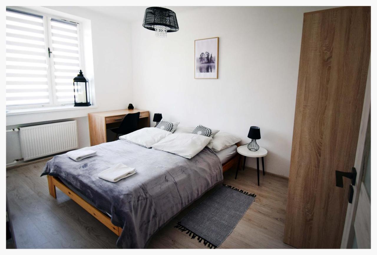 Color 24 Apartament II Stalowa Wola Extérieur photo