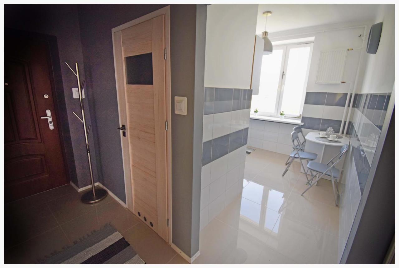 Color 24 Apartament II Stalowa Wola Extérieur photo